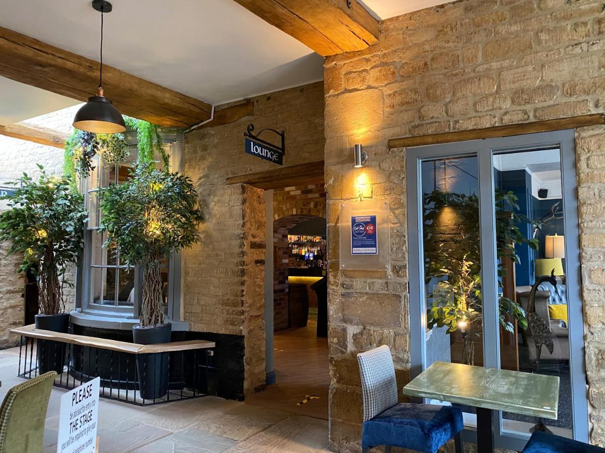 Deeping Stage Hotel Market Deeping